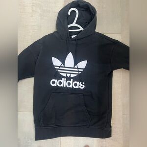 Adidas Sweatshirt
